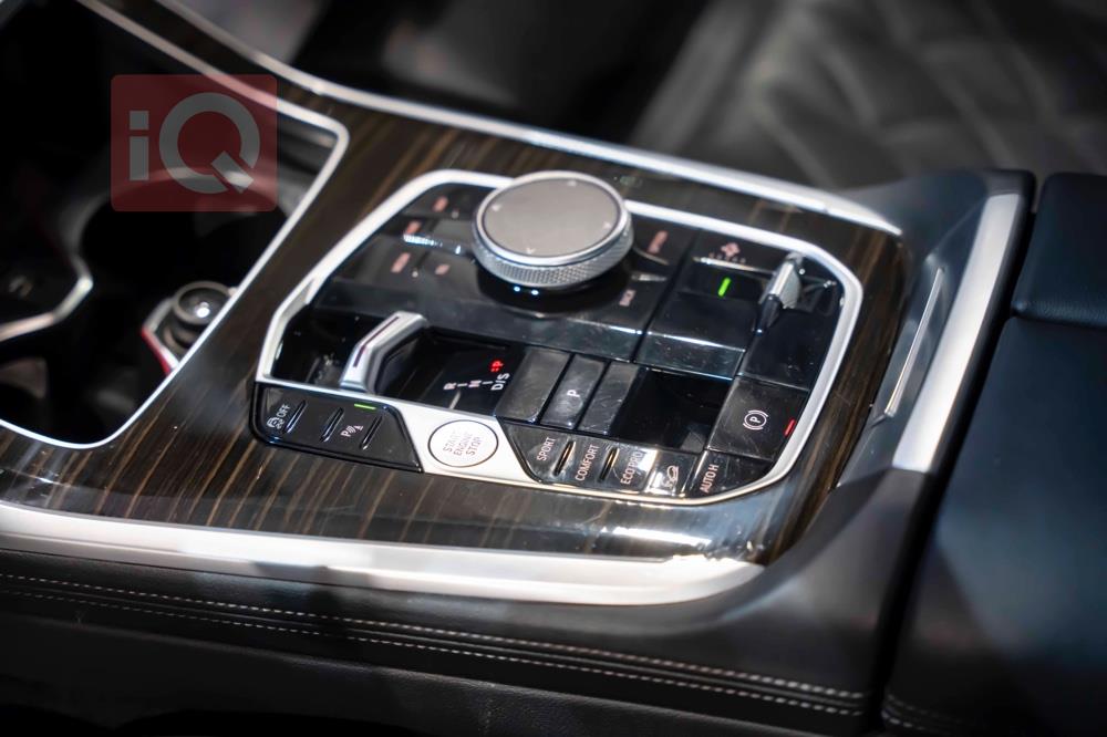 بي ام دبليو X7